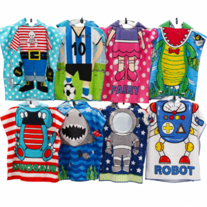 Toalla con forma de poncho para niño